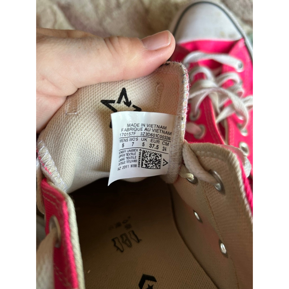 Converse pink size 7W - Picture 2 of 2